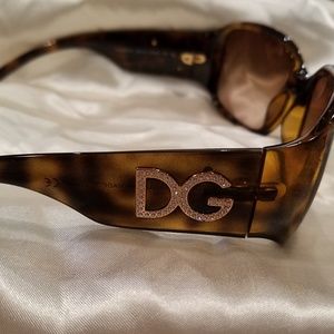 Dolce &Gabbana tortoise shell sunglasses